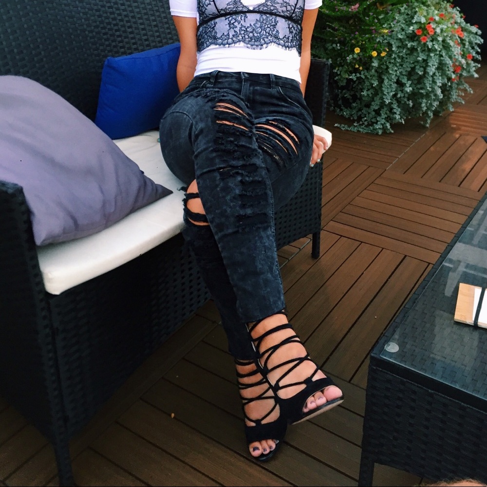 Super ripped distressed black Zara jeans